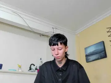 LiamBrown09  live sex cam