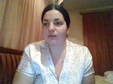 Marticia  live sex cam