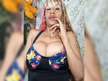 Starunivers  live sex cam