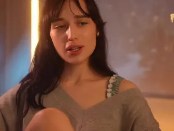 Hor-neyJ0zy  live sex cam