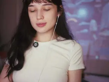 Hor-neyJ0zy  live sex cam