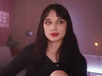 Hor-neyJ0zy  live sex cam