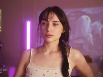 Hor-neyJ0zy  live sex cam