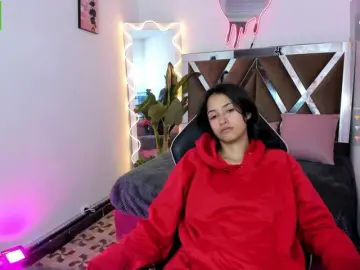 AUROORA-TAY  live sex cam