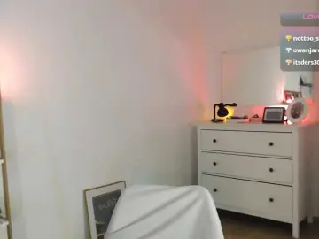 LelaRyann  live sex cam
