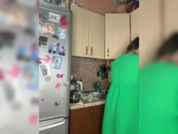 Lyuzaa  live sex cam