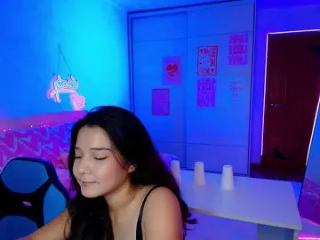 MilanaMittt  live sex cam