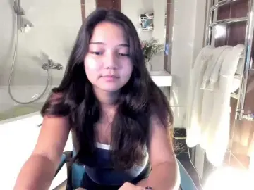 MilanaMittt  live sex cam