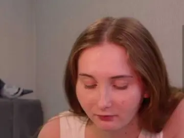 PeachGirl  live sex cam