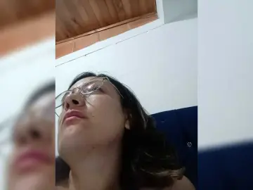 Princessbella93  live sex cam