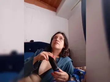 Princessbella93  live sex cam