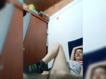 Princessbella93  live sex cam