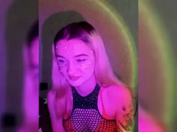 -LisiPeaches-  live sex cam