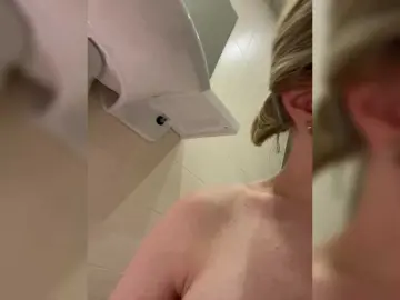 -x777x-  live sex cam