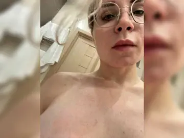 -x777x-  live sex cam
