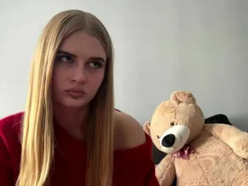 JudieBarkenhagen  live sex cam