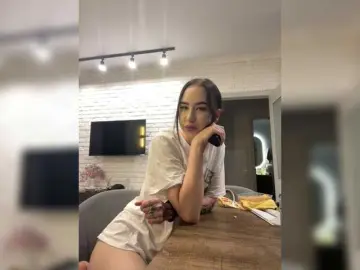 KiraKont  live sex cam