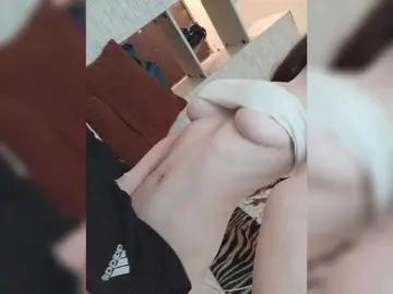 Kissa-is-klassa-a  live sex cam