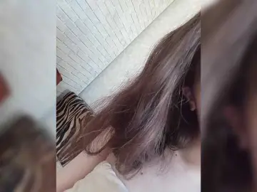 Kissa-is-klassa-a  live sex cam