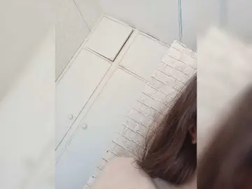 Kissa-is-klassa-a  live sex cam