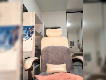 MonnaSky  live sex cam