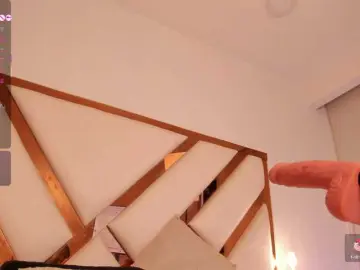 Niicolle-Evanss  live sex cam