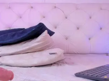 Niicolle-Evanss  live sex cam