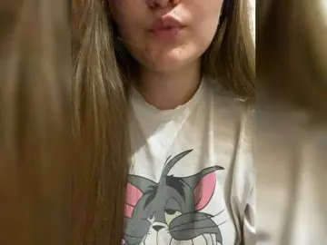 Regina-Lynne  live sex cam