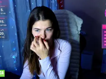 Mag1c-eyes  live sex cam