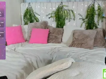 Malisha-kiss  live sex cam