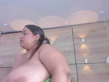 PenelopeRusso  live sex cam