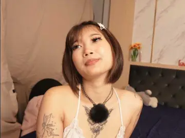 ThaiMasseuse18  live sex cam