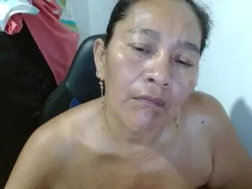 Katiamature  live sex cam