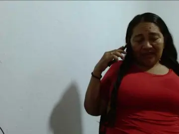 Katiamature  live sex cam