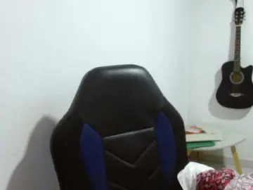 Katiamature  live sex cam