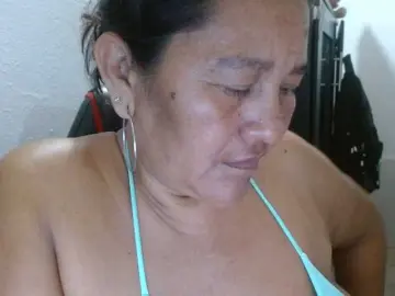 Katiamature  live sex cam