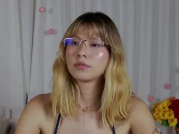 Ronnielotch  live sex cam