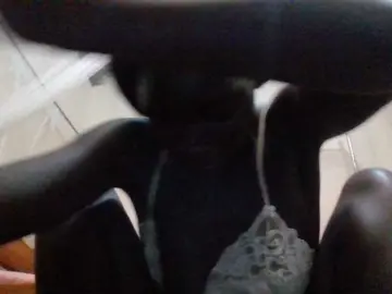 KiaraLush  live sex cam