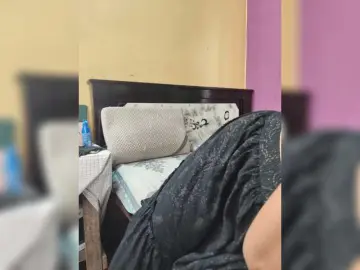 Praveenatelugu  live sex cam