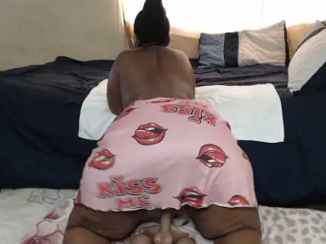 Prettybkack25  live sex cam