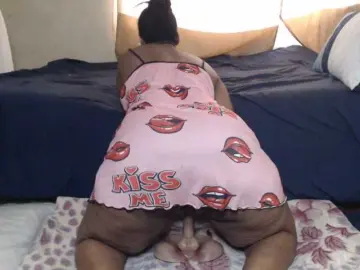 Prettybkack25  live sex cam