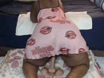 Prettybkack25  live sex cam