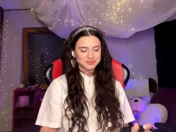 TenishaSchanz  live sex cam