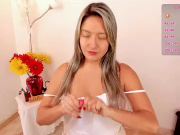 Valeriahunter  live sex cam