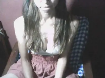 Krisnah3  live sex cam