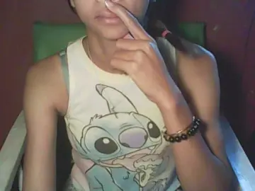 Krisnah3  live sex cam