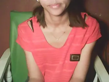 Krisnah3  live sex cam