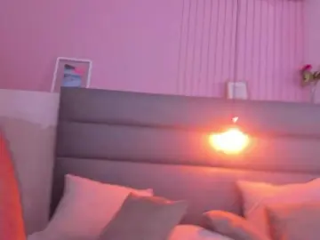 Tamhyferrara  live sex cam