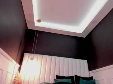 Tamhyferrara  live sex cam