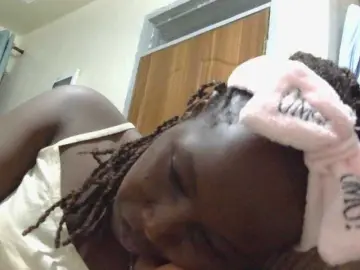 Theedee  live sex cam